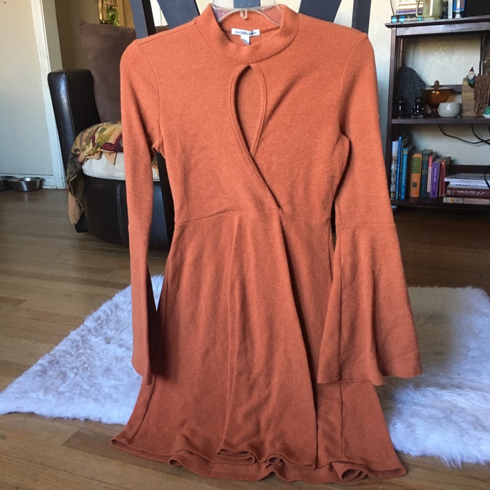 Bell Sleeve Key Hole Charlotte Russe Dress